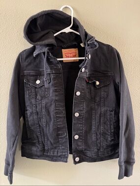 Levi's Women’s Black Denim Hooded Jacket sz S (soft sleeves and hood)